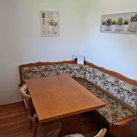 Pichl  Racing Apartments Schutt מראה חיצוני תמונה