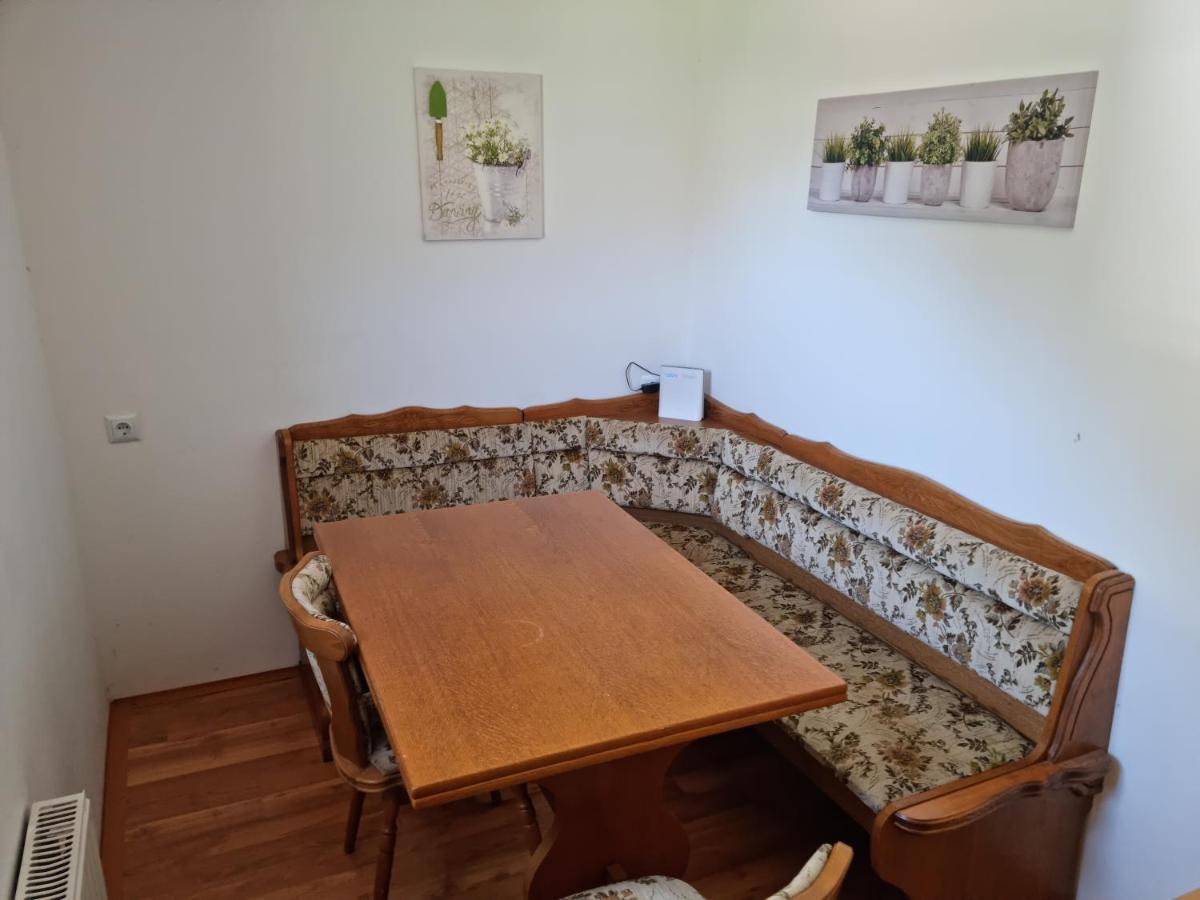Pichl  Racing Apartments Schutt מראה חיצוני תמונה